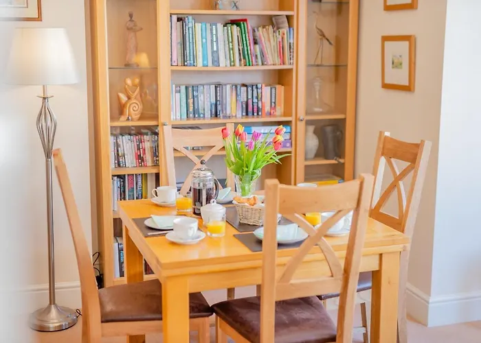 2 Bed In Oc-w811 公寓