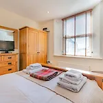 2 Bed In Oc-w811 *