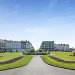 2 Bed In Oc-w811