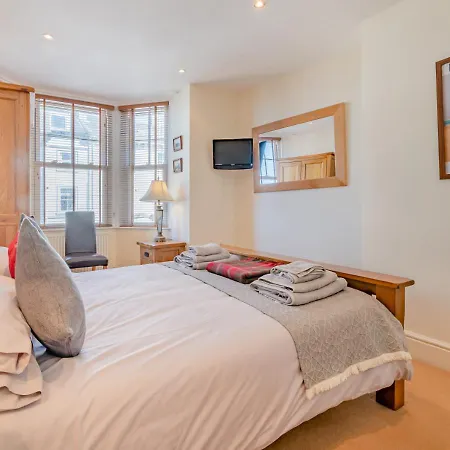 5 Kenilworth House Whitby