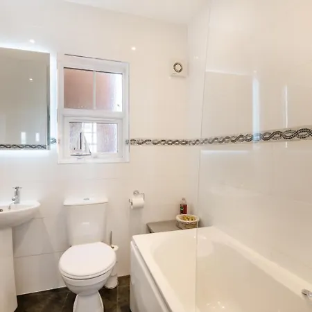 アパート 2 Bed In Oc-w811