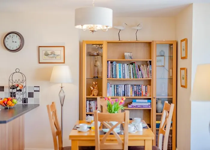 2 Bed In Oc-w811 アパート *